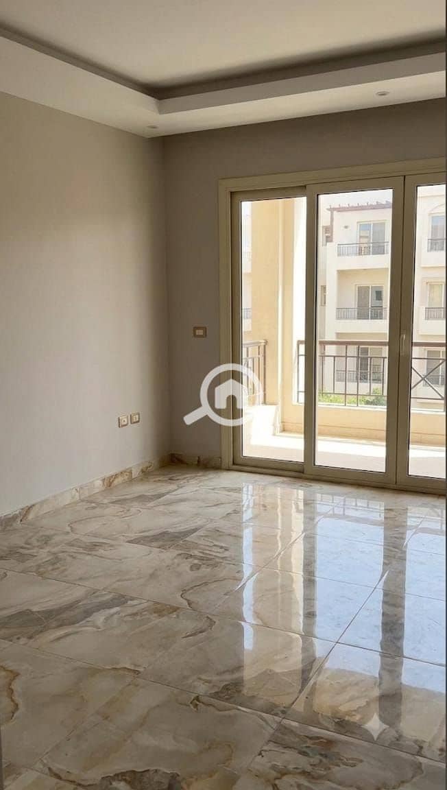 3 units-37621788095951. jpg