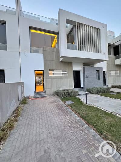 4 Bedroom Townhouse for Sale in 6th of October, Giza - 729730899_1980331216148020_1498189137584654654_n. jpg