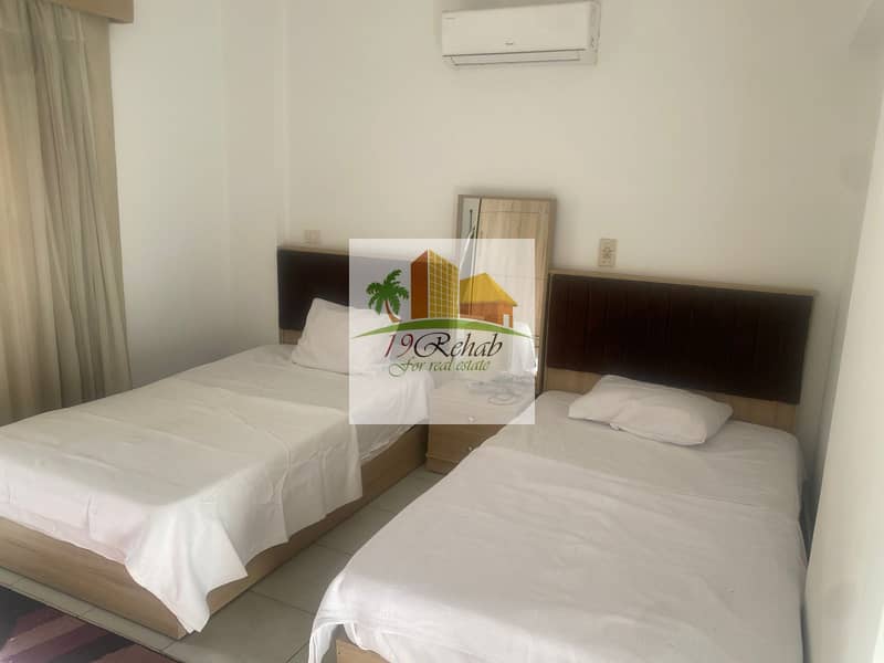 12 1000743648. jpg