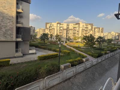 3 Bedroom Apartment for Sale in New Cairo, Cairo - شقة ١٤٠ متر في جنة دور متكرر بحري علي اكبر جنينتين في الكومباوند 3 Bedroom Apartment for Sale in New Cairo, Cairo - شقة ١٤٠ متر في جنة دور متكرر بحري علي اكبر جنينتين في الكومباوند