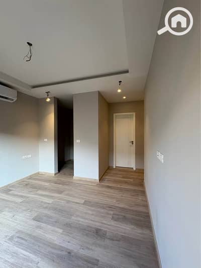 3 Bedroom Apartment for Sale in Sheikh Zayed, Giza - 598836859_915570557465830_5421613289893778841_n. jpg 3 Bedroom Apartment for Sale in Sheikh Zayed, Giza - 598836859_915570557465830_5421613289893778841_n. jpg