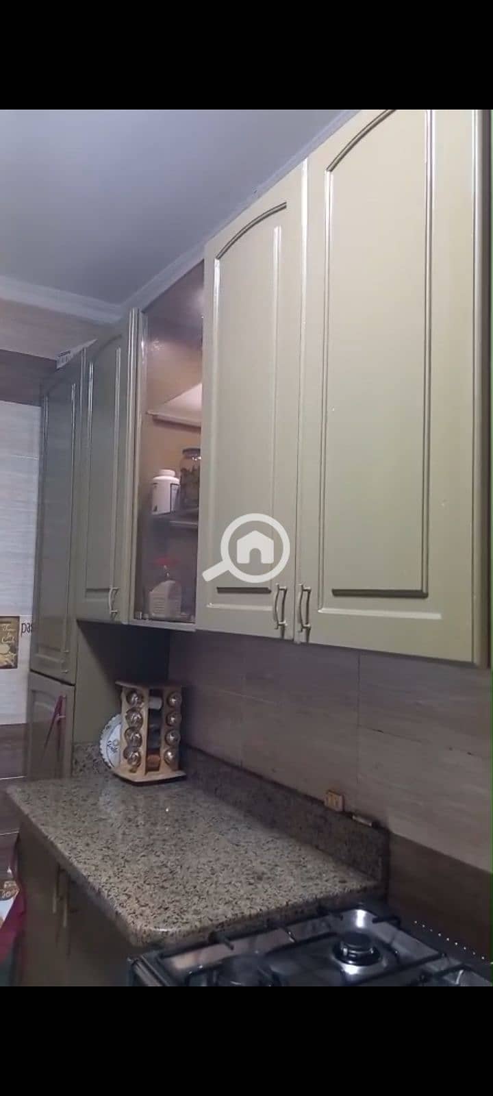 3 52323. jpg