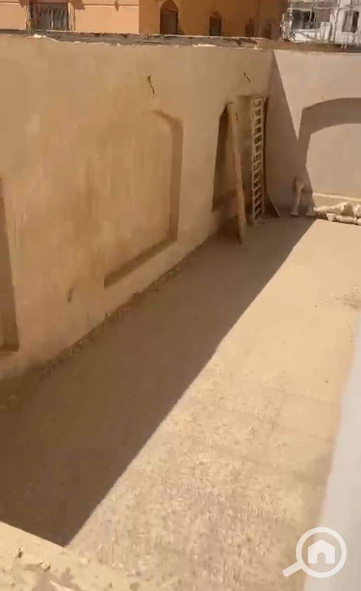 3 52347. jpg