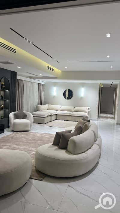 3 Bedroom Penthouse for Rent in New Cairo, Cairo - WhatsApp Image 2026-09-27 at 3.24. 36 PM (3). jpeg
