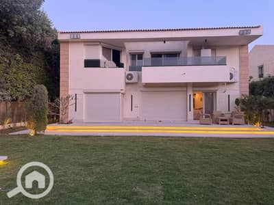 4 Bedroom Villa for Sale in Sheikh Zayed, Giza - 76839f71-f7fb-4c2e-9e89-c2dcc9989a10. jpg