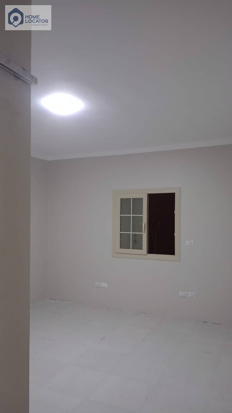 11 1000674647. jpg