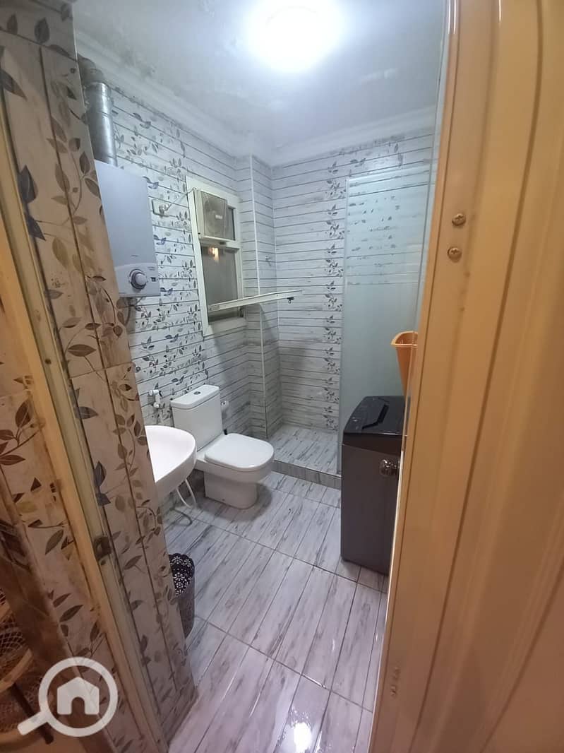 8 72972. jpg