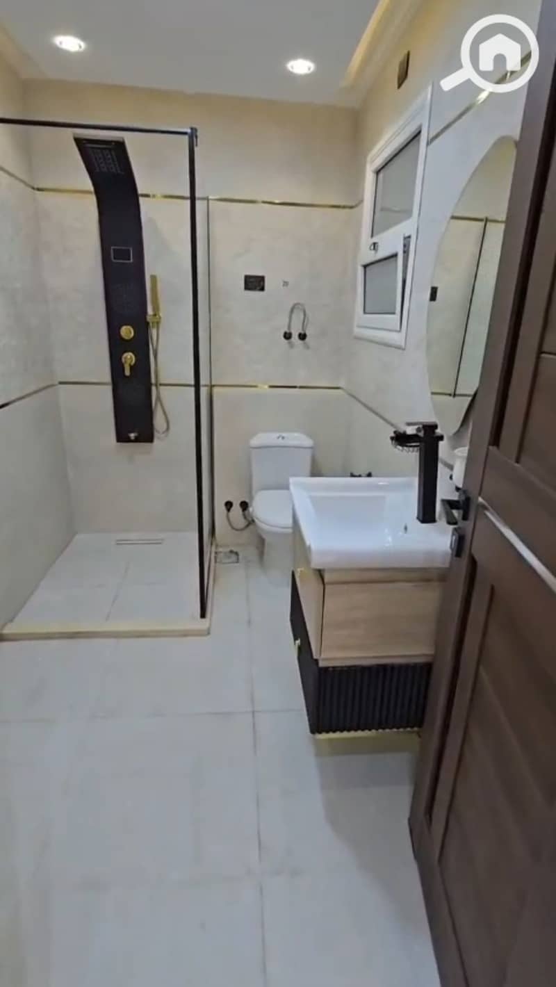 20 1000711467. jpg