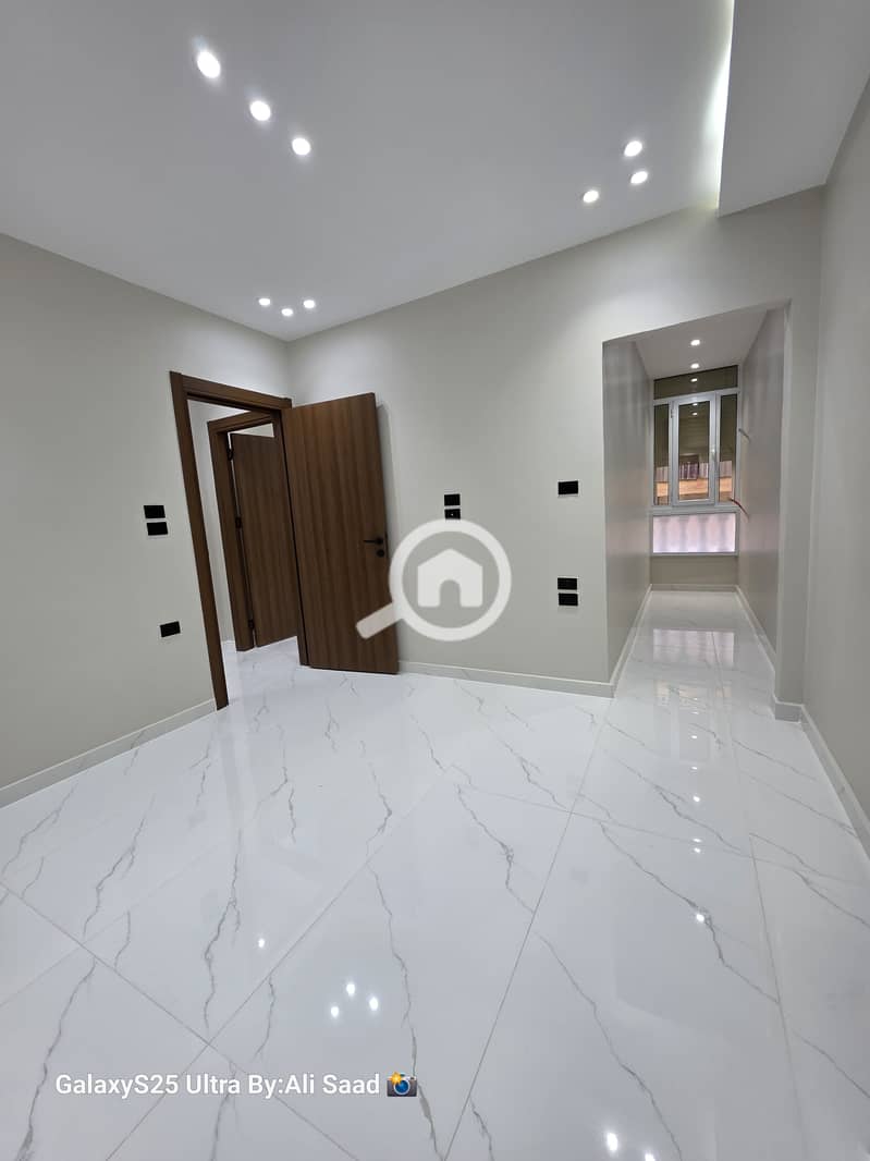 13 d253cf16-c76d-4902-acd9-dcbce9e6815a. jpg