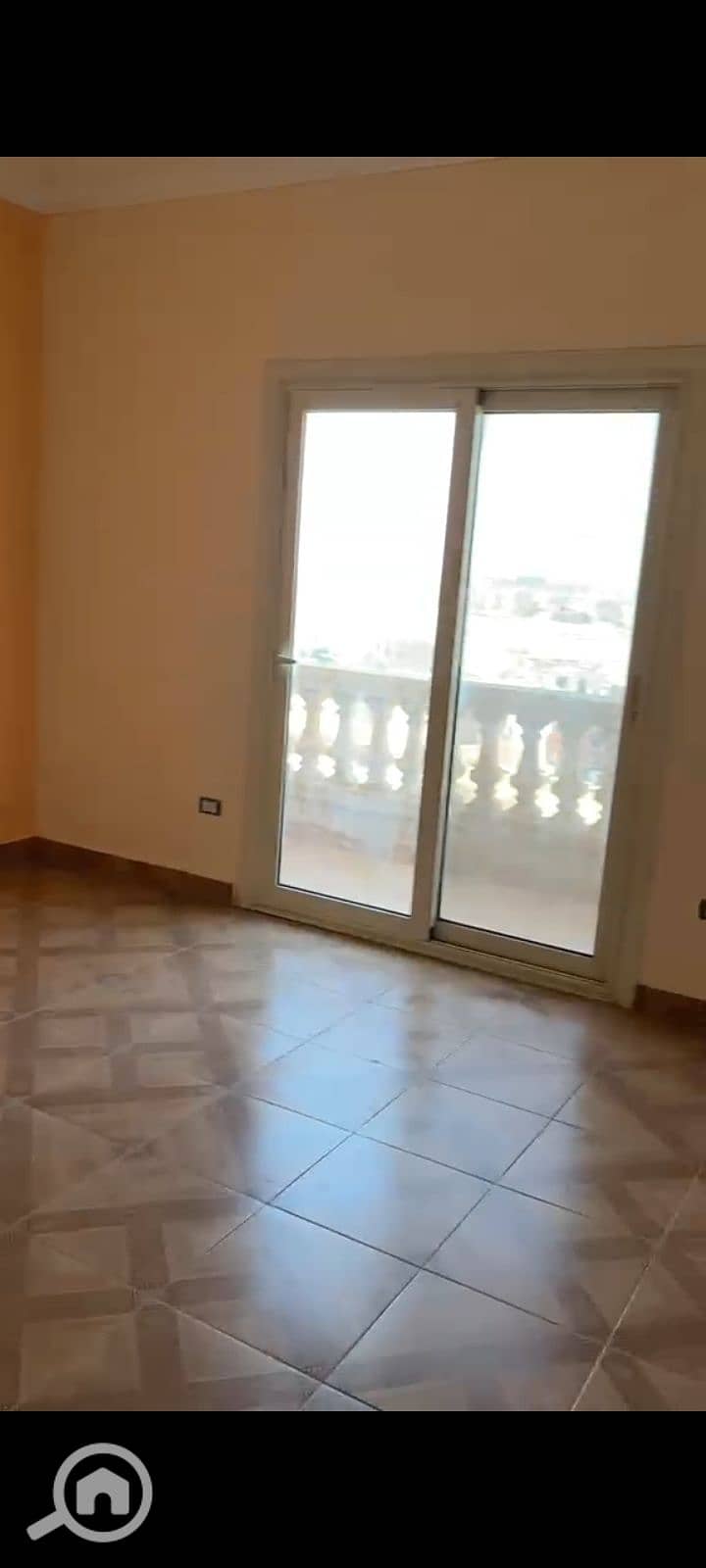 12 1000101925. jpg