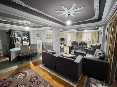 3 Bedroom Apartment for Sale in Bolkly, Alexandria - شقة للبيع ببولكلي ١٦٠ متر
