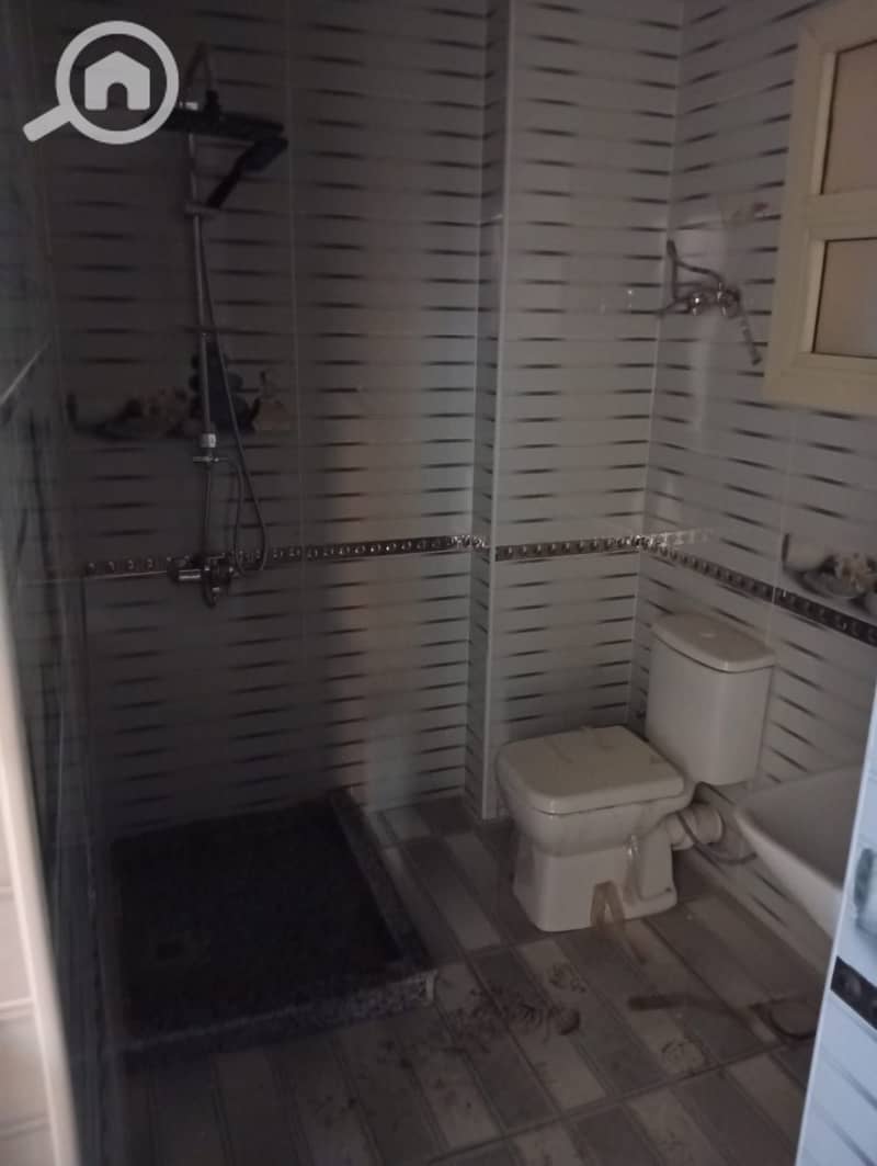 8 1000171718. jpg