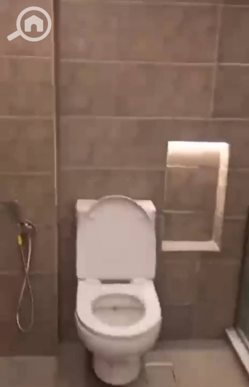 12 ٢٠٢٦٠٩٢٨_١٠٢٩٥٣. jpg