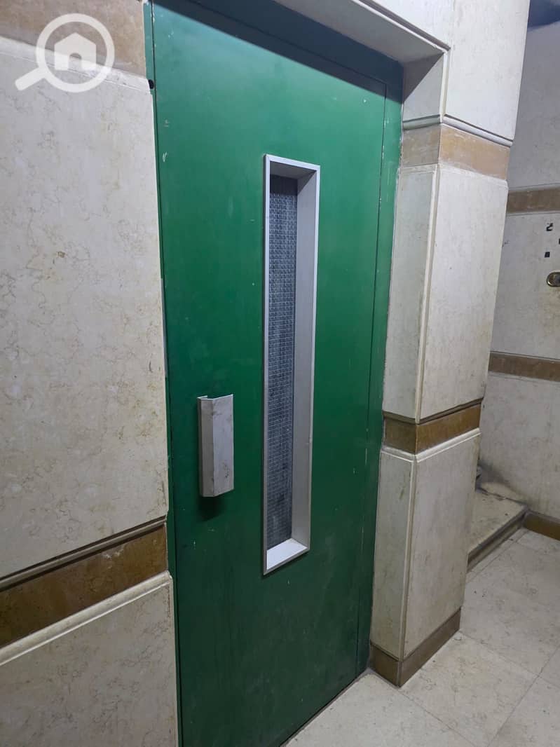 22 1000592925. jpg
