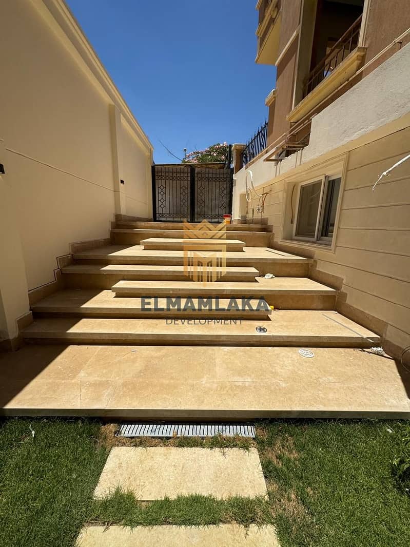 8 56160. jpg