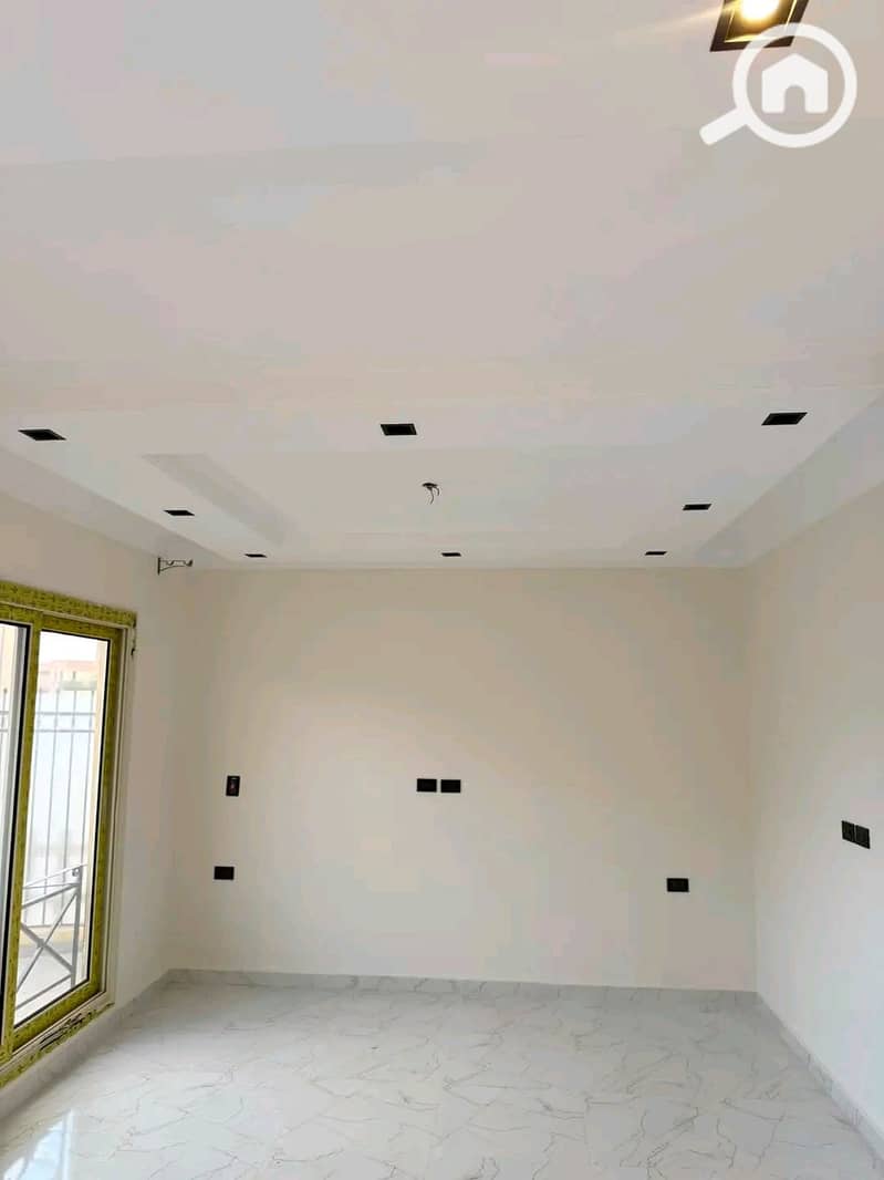 3 1000610874. jpg