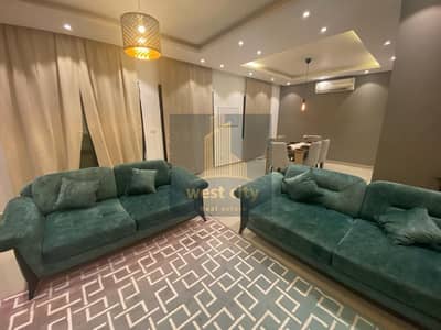3 Bedroom Flat for Rent in Sheikh Zayed, Giza - IMG-20251210-WA0122(3). jpg 3 Bedroom Flat for Rent in Sheikh Zayed, Giza - IMG-20251210-WA0122(3). jpg