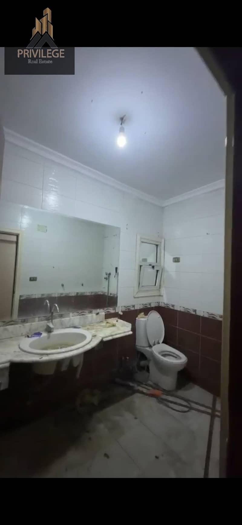 4 1000218749. jpg
