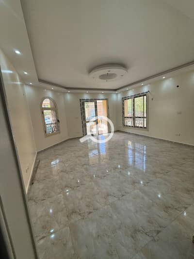 شقة 3 غرف نوم للايجار في الشيخ زايد، الجيزة - f82ba3ad-fdbc-4306-bbe8-0280b2198df3. jpg