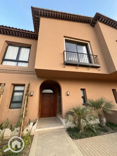 4 Bedroom Townhouse for Sale in Sheikh Zayed, Giza - 636952881_805113702631713_8654061411768229017_n. jpg 4 Bedroom Townhouse for Sale in Sheikh Zayed, Giza - 636952881_805113702631713_8654061411768229017_n. jpg