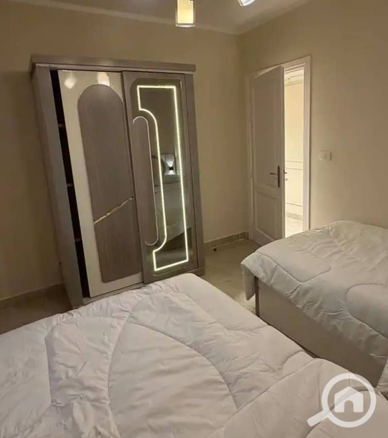 6 185893. jpg