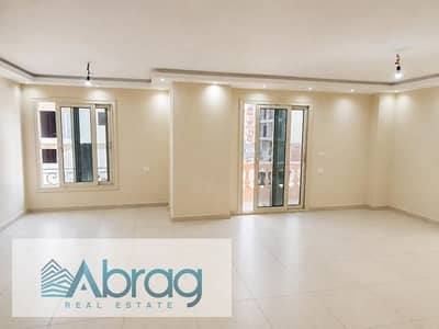 3 Bedroom Flat for Rent in Sheikh Zayed, Giza - WhatsApp Image 2026-09-28 at 1.39. 52 PM. jpg 3 Bedroom Flat for Rent in Sheikh Zayed, Giza - WhatsApp Image 2026-09-28 at 1.39. 52 PM. jpg