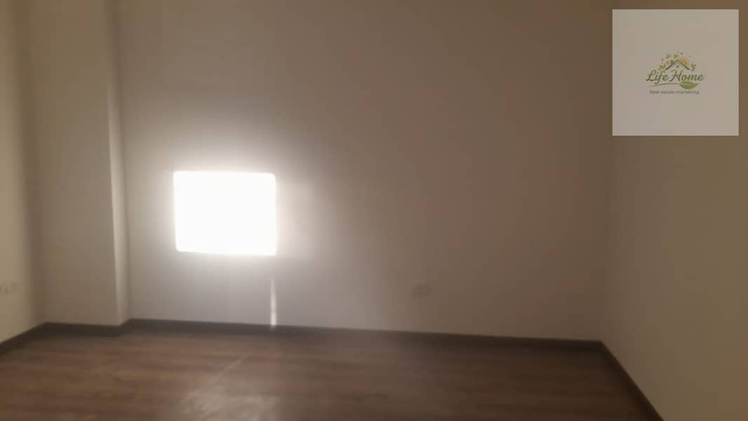 15 1000285757. jpg