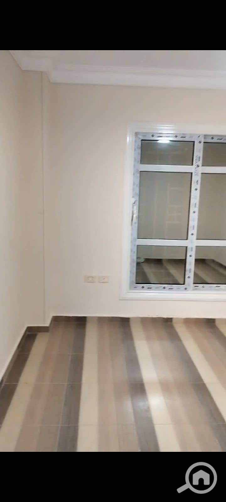 5 1000709140. jpg