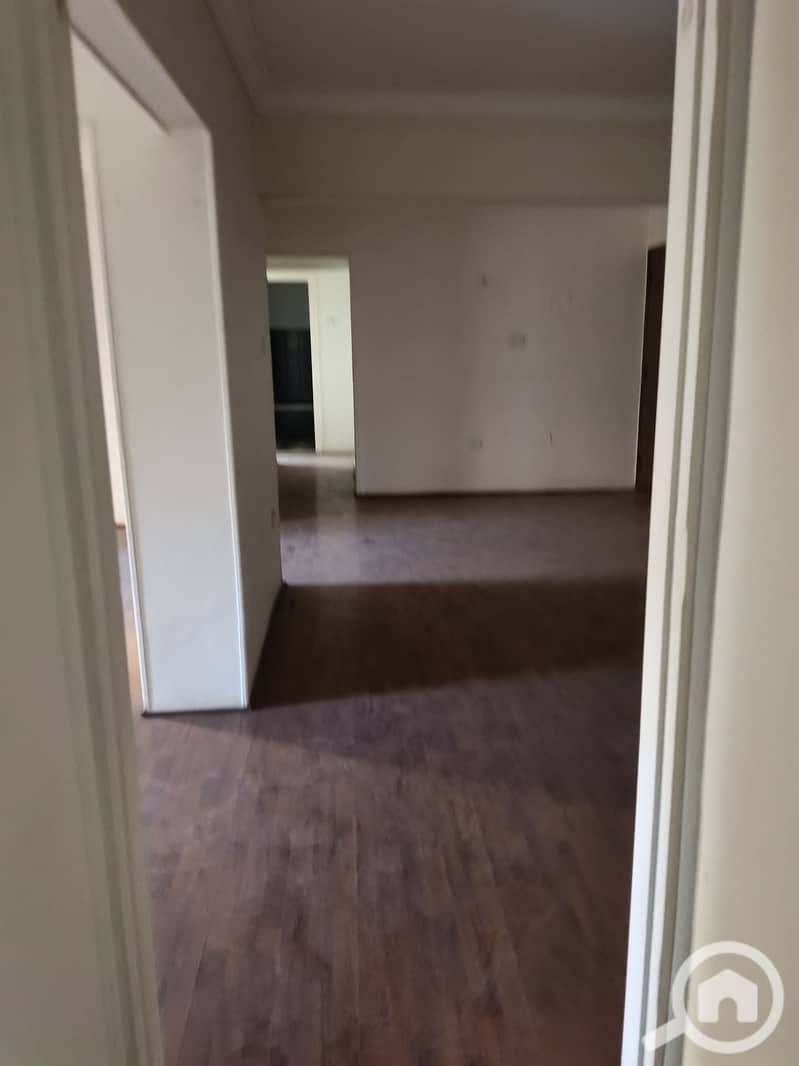 2 95804. jpg