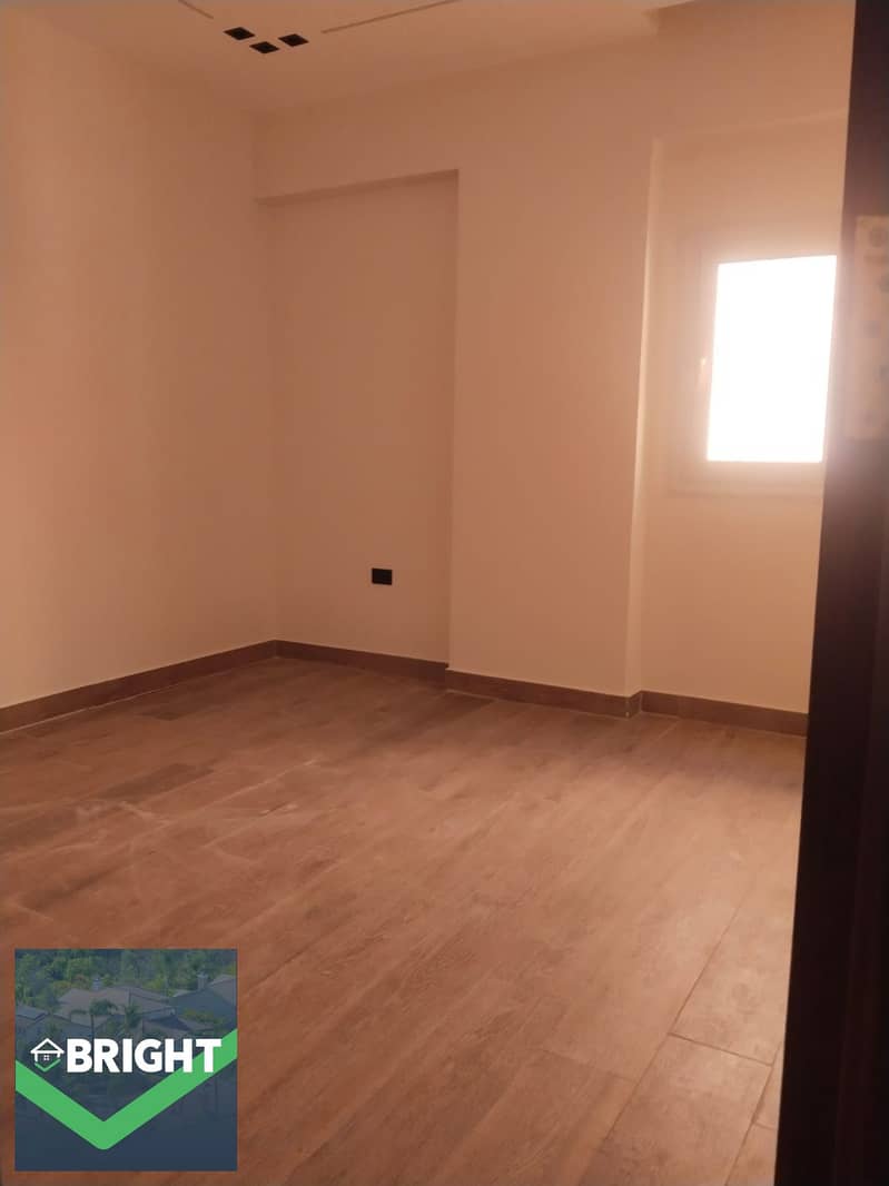 9 1000289317. jpg