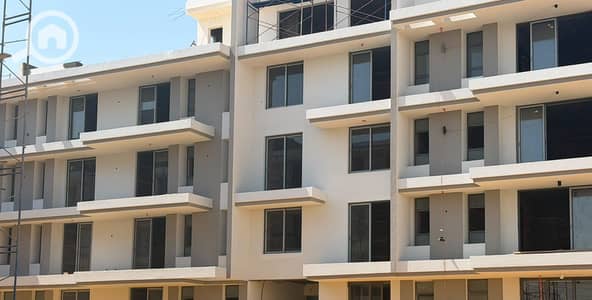 3 Bedroom Apartment for Sale in 6th of October, Giza - IMG-20260928-WA0014_edit_373872784192478. jpg