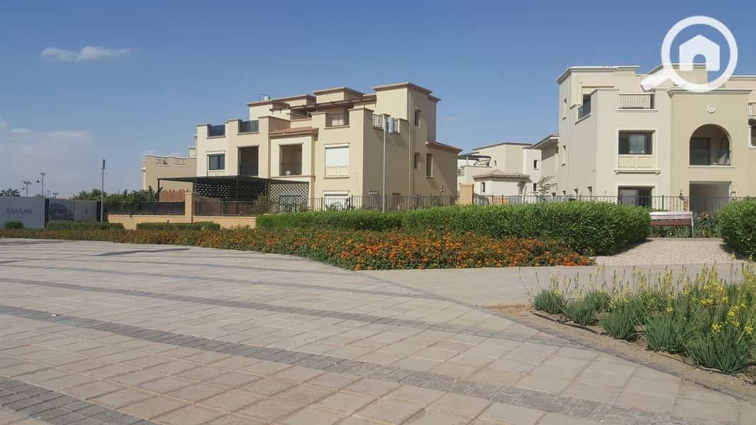 4 4a4bcb75-074f-40a7-a27f-e9cce8d01c4b. jpg