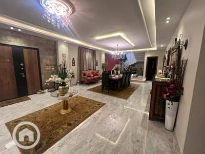 5 Bedroom Duplex for Sale in 6th of October, Giza - 21557. jpg 5 Bedroom Duplex for Sale in 6th of October, Giza - 21557. jpg