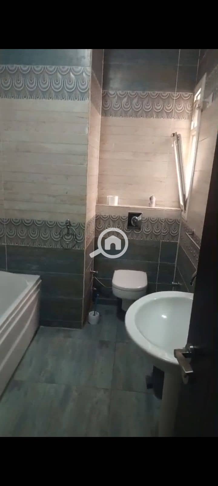 14 1000567435. jpg
