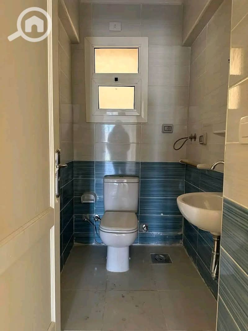 8 644301. jpg