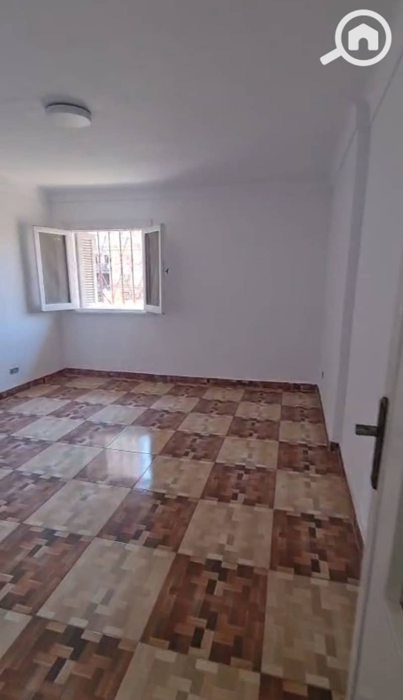 5 1000761449. jpg