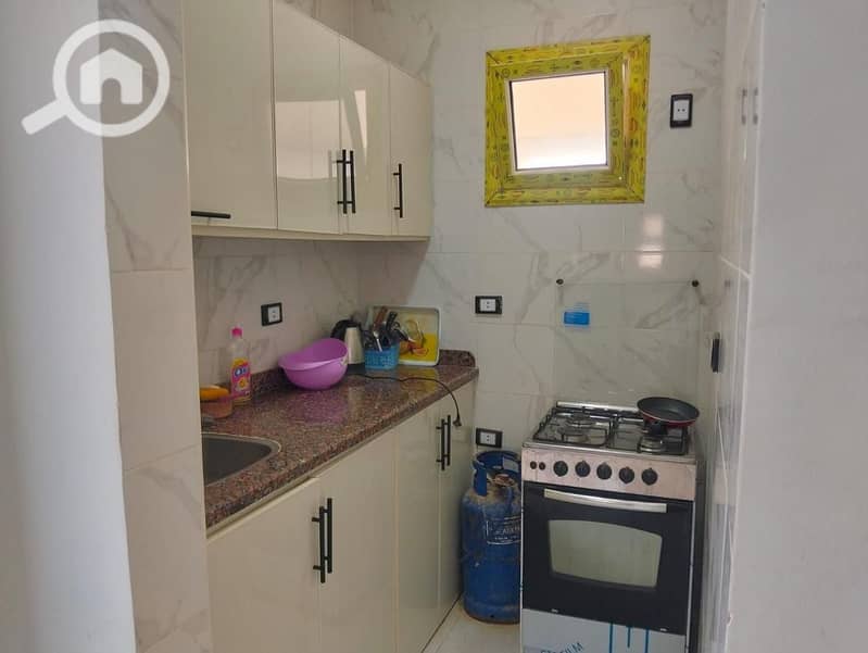 13 1f813ae2-1cf5-4c39-b6bf-3faefabee6aa. jpg