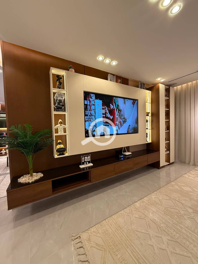 3 11402. jpg