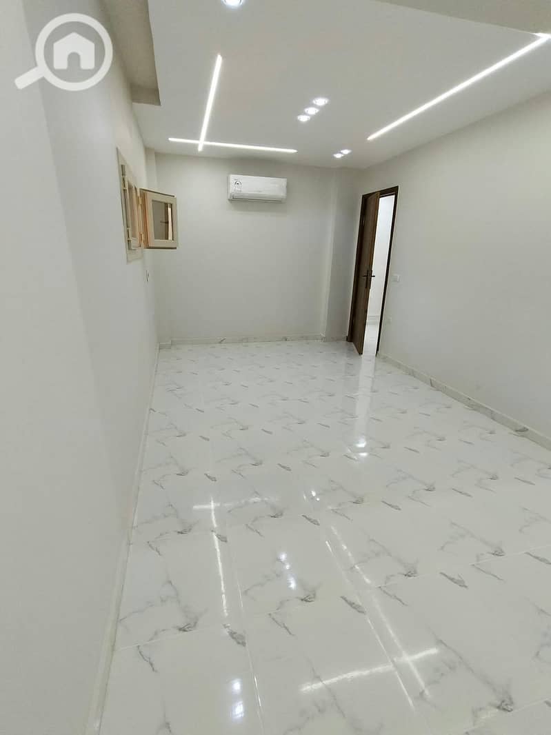 5 1000567671. jpg
