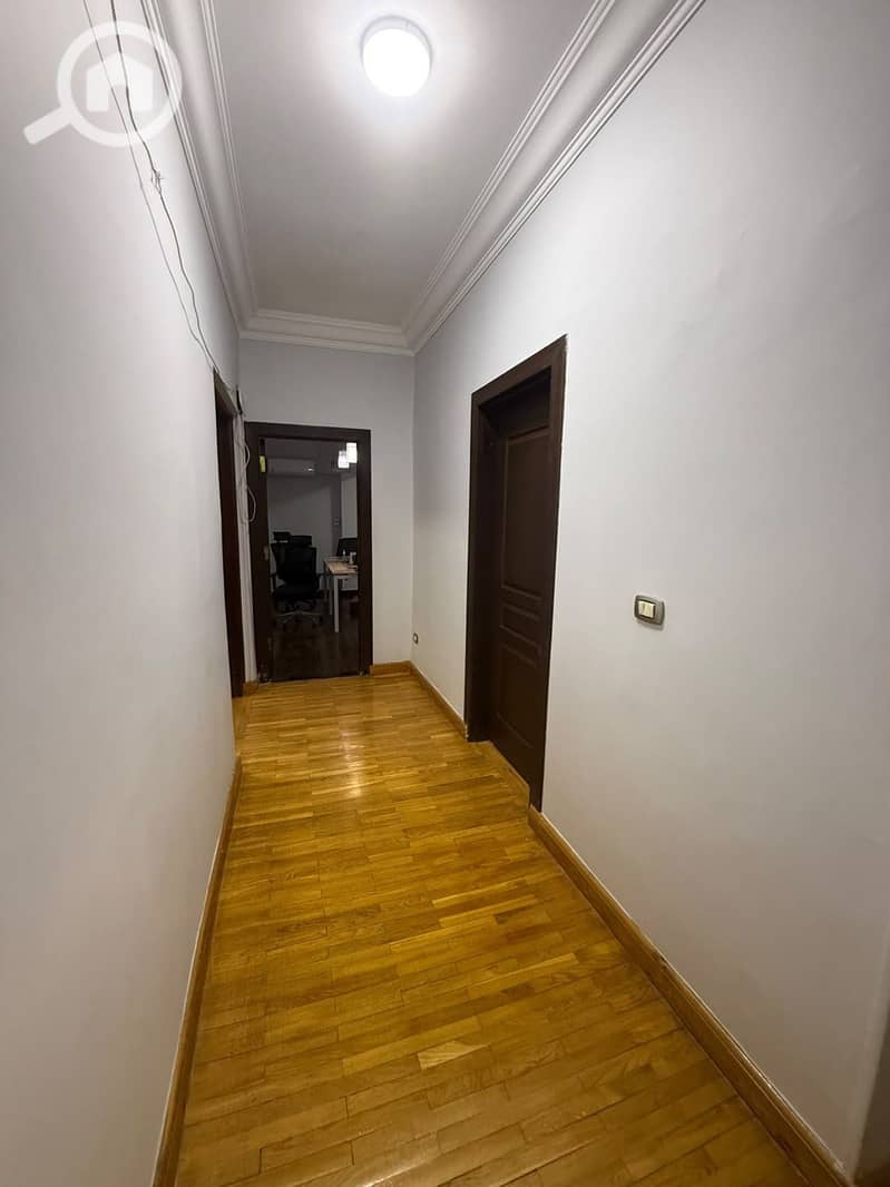 13 9ef61d0a-569a-4314-9655-85064c0c375f. jpg