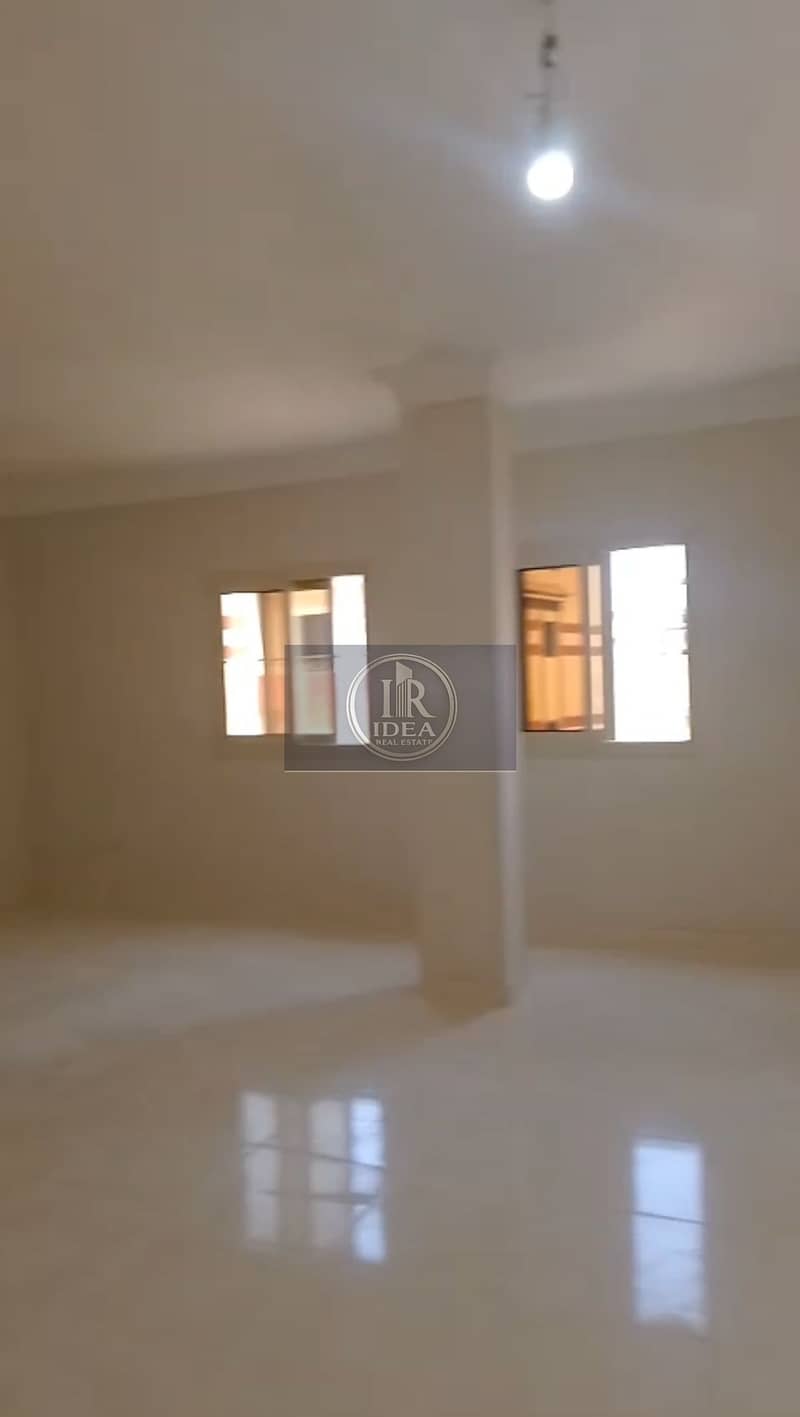 8 1000514126. jpg