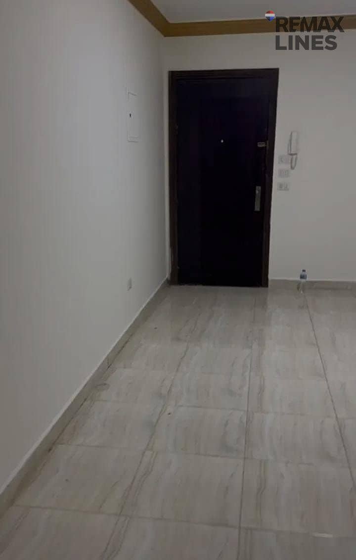 9 1000975672. jpg