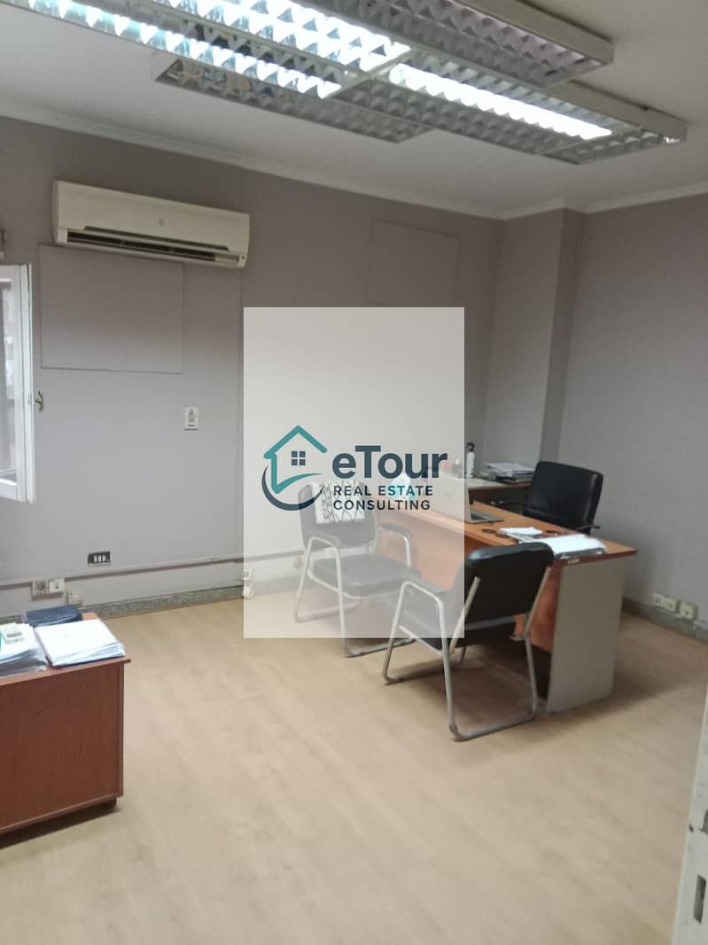 2 ab771512-1437-44d1-bf76-46b308487969. jpg