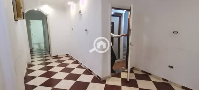 فلیٹ 2 غرفة نوم للايجار في سيدي بشر، الإسكندرية - IMG_20260928_215443. jpg فلیٹ 2 غرفة نوم للايجار في سيدي بشر، الإسكندرية - IMG_20260928_215443. jpg
