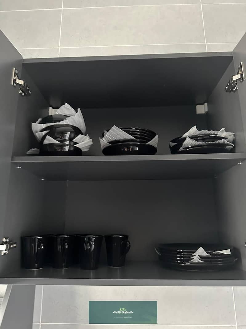 13 1001248254. jpg