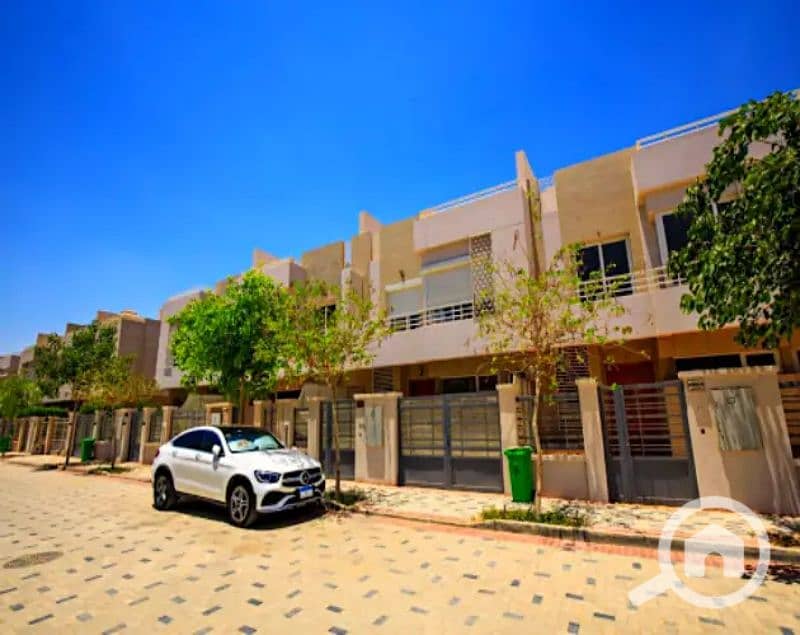 24 كمبوند-البروج-مدينة-الشروق. jpg