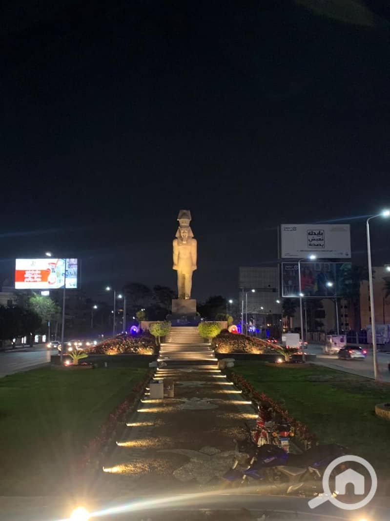 7 91175-تمثال-رمسيس-بصلاح-سالم. jpg