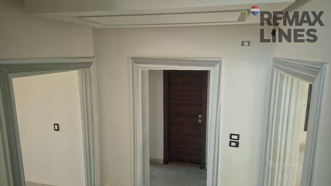 20 1000369347. jpg
