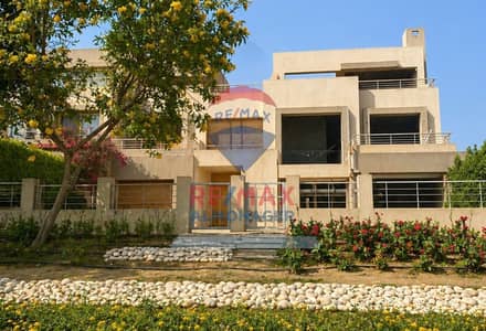 4 Bedroom Townhouse for Sale in 6th of October, Giza - WhatsApp Image 2026-09-29 at 11.32. 33. jpeg 4 Bedroom Townhouse for Sale in 6th of October, Giza - WhatsApp Image 2026-09-29 at 11.32. 33. jpeg