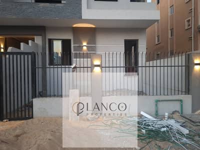 3 Bedroom Flat for Sale in Sheikh Zayed, Giza - WhatsApp Image 2026-09-28 at 8.48. 19 PM (3). jpeg 3 Bedroom Flat for Sale in Sheikh Zayed, Giza - WhatsApp Image 2026-09-28 at 8.48. 19 PM (3). jpeg